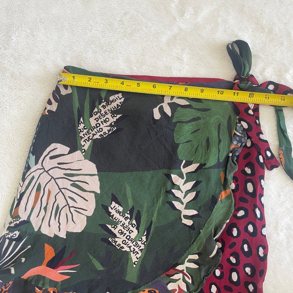 Farm Rio Belen Wrap Mini Skirt Wrap Size Small - Picture 8 of 9